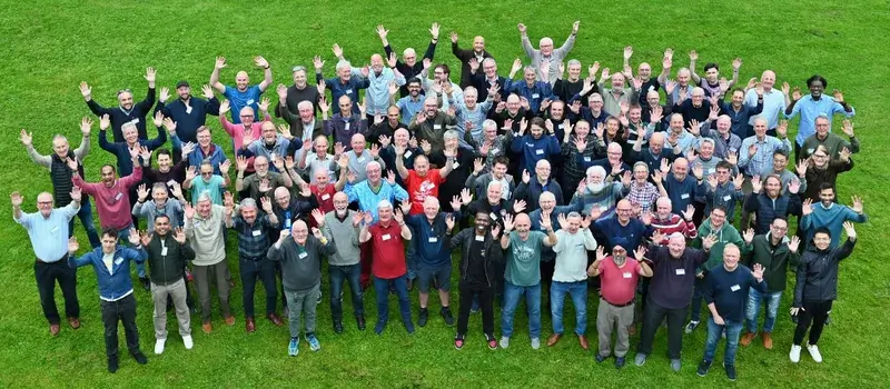 Men United Outside